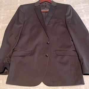 Men’s Black Tuxedo Kenneth Cole 44L